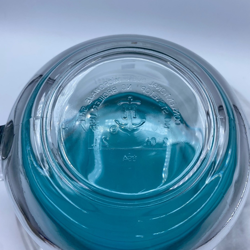 Anchor Hocking 2 Quart Glass Batter Bowl with Teal Silicone Lid Clear 8 Cup 2L - Picture 2 of 10